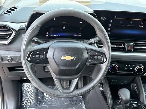 Used 2025 Chevrolet TrailBlazer LT image 19