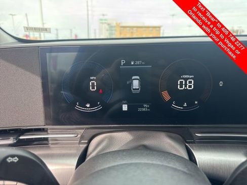 Used 2025 Hyundai Kona SEL image 22