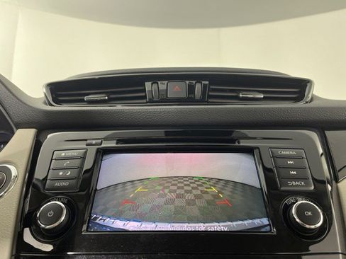 Used 2022 Nissan Rogue Sport SV FWD image 22