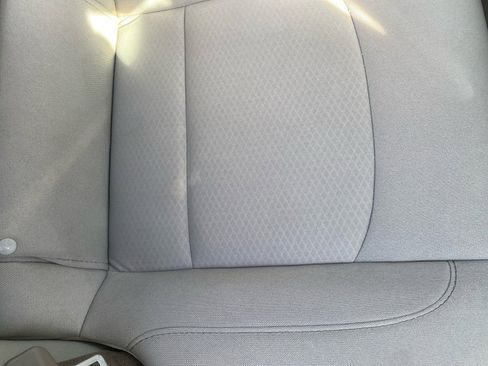 Used 2022 Chevrolet Malibu LS image 33