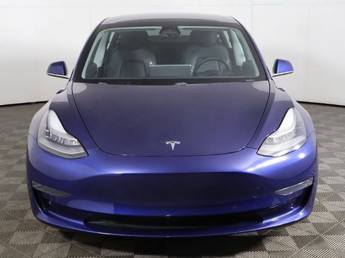Used 2020 Tesla Model 3 Standard Range image 12