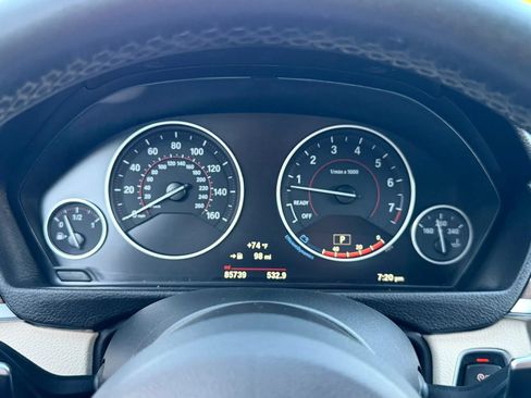 Used 2017 BMW 330i Sedan RWD image 18