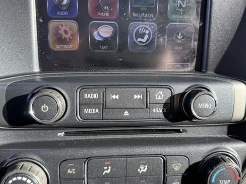 Used 2019 Chevrolet Silverado 1500 LT image 37