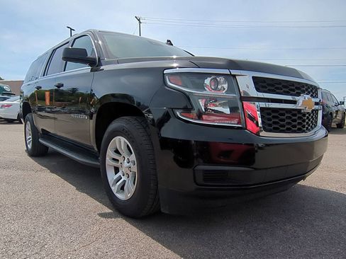 Used 2020 Chevrolet Suburban LT AWD/4WD image 2