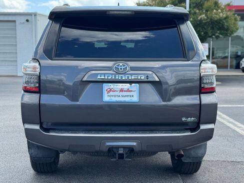 Used 2022 Toyota 4Runner SR5 Premium w/ Moonroof Package RWD image 9
