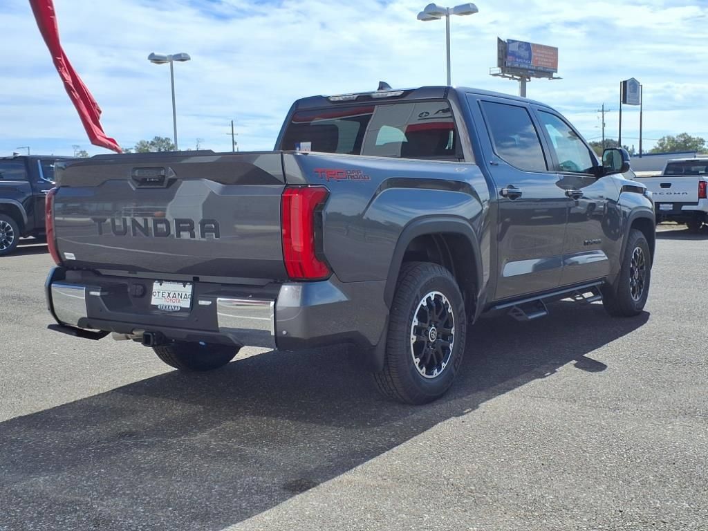 New 2024 Toyota Tundra SR5 w/ TRD Off-Road Premium Package RWD image 19