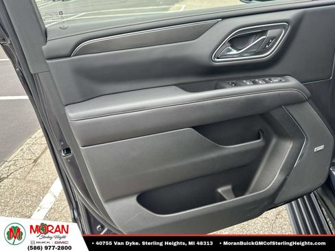 Certified 2023 GMC Yukon AT4 w/ AT4 Premium Plus Package AWD/4WD image 17