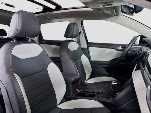 New 2026 Volkswagen Taos SEL AWD/4WD image 29