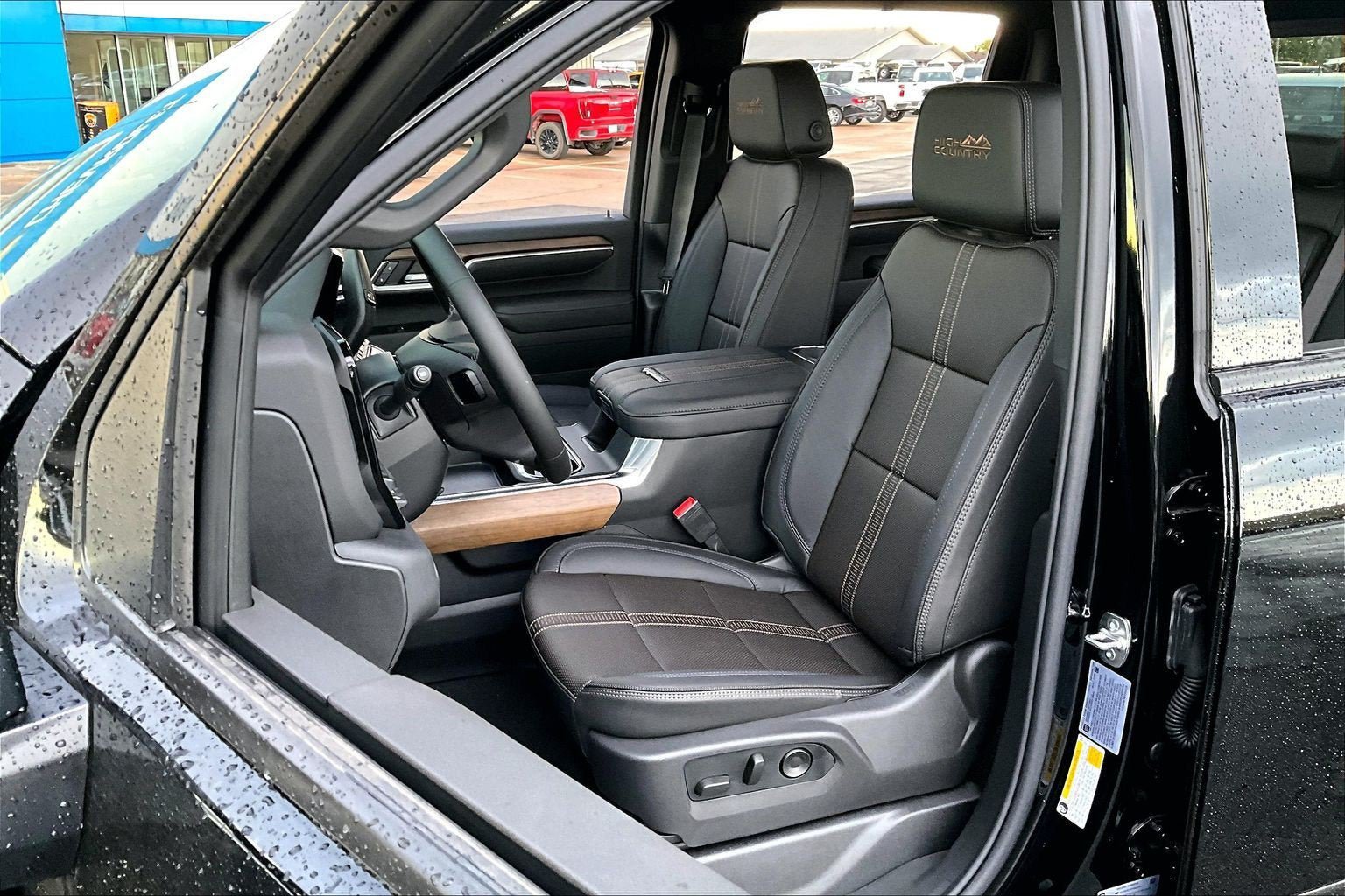 New 2026 Chevrolet Silverado 2500 High Country w/ Midnight Edition AWD/4WD image 9
