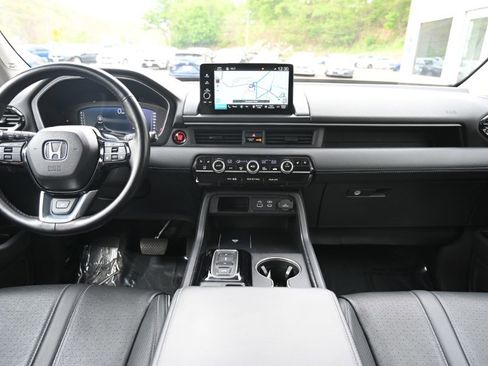 Used 2023 Honda Pilot Elite image 15