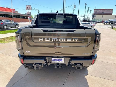 New 2025 GMC Hummer EV 2X w/ Extreme Off-Road Package AWD/4WD image 6