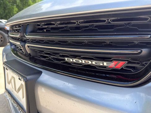 Used 2016 Dodge Charger SXT w/ Navigation & Travel Group RWD image 2