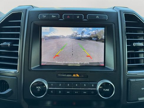 Used 2020 Ford Expedition Limited w/ Equipment Group 301A image 26