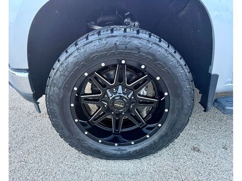 Used 2019 Chevrolet Silverado 1500 LT w/ All-Star Edition image 14