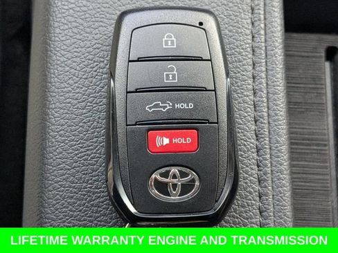 Used 2023 Toyota Tundra Limited AWD/4WD image 35