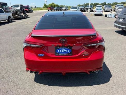 Used 2022 Toyota Camry XSE FWD image 6