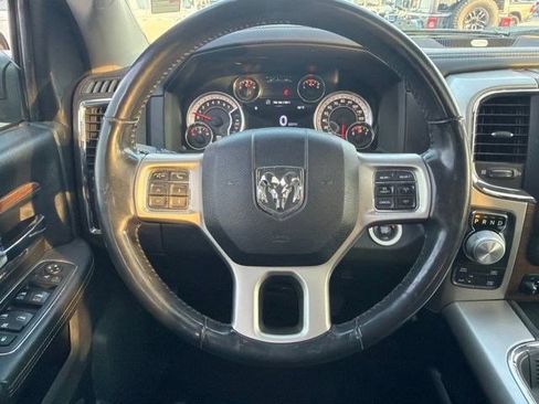 Used 2017 RAM 1500 Laramie w/ Convenience Group AWD/4WD image 11