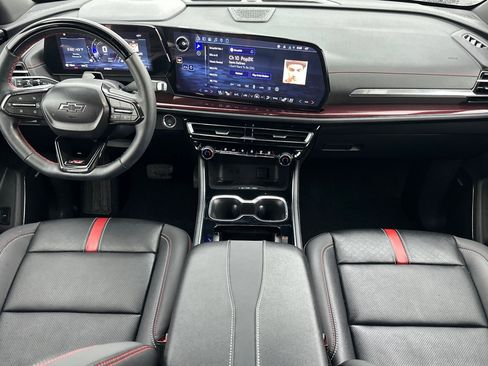 Used 2026 Chevrolet Traverse RS image 13