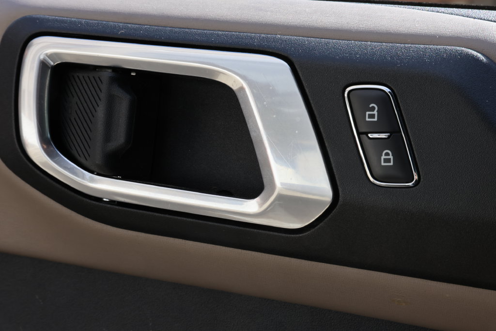 Used 2022 Ford Bronco Wildtrak AWD/4WD image 18