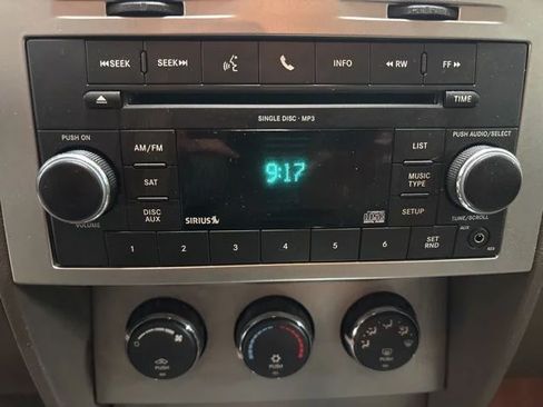 Used 2009 Dodge Nitro SE AWD/4WD image 15