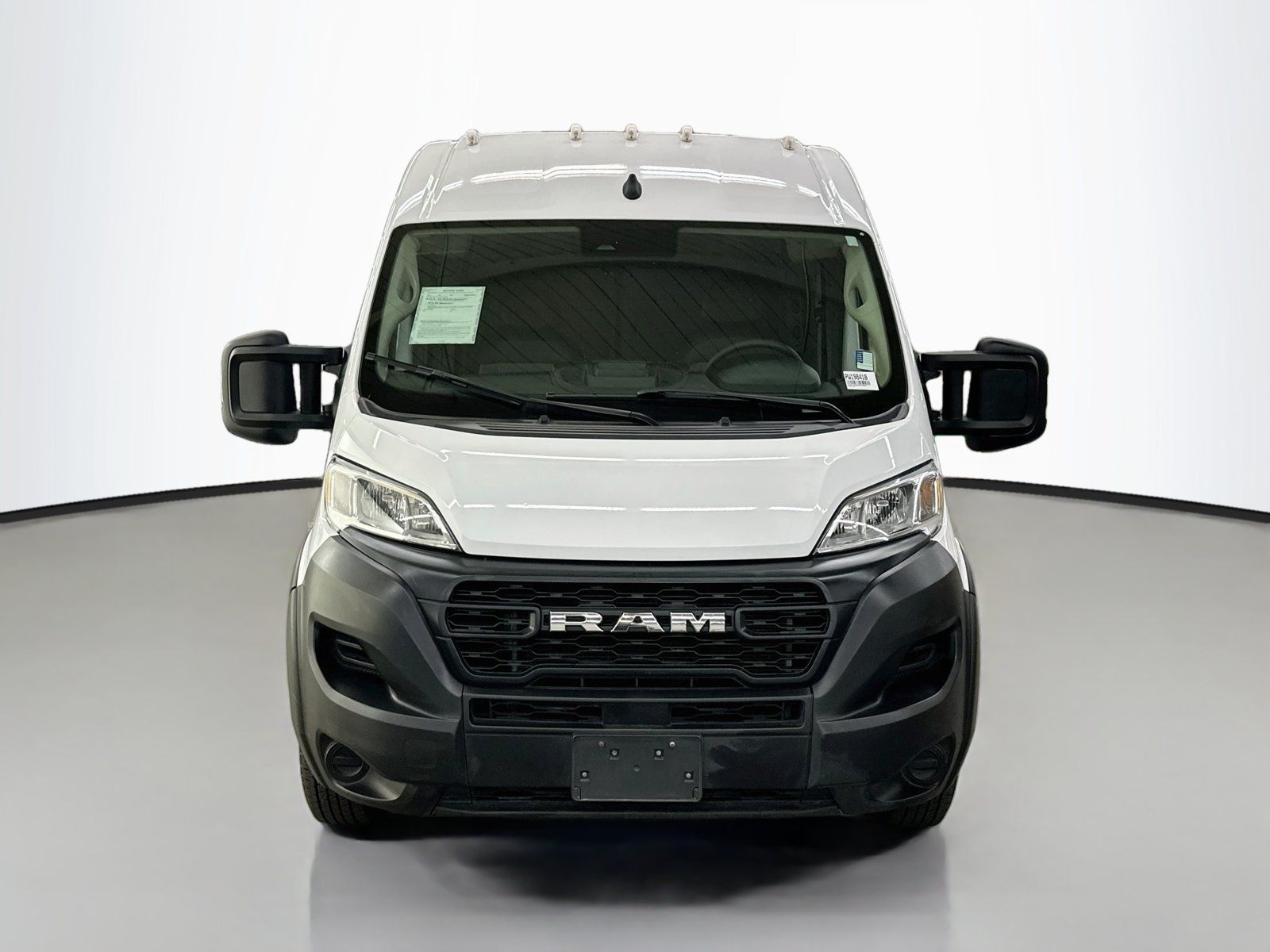 Used 2023 RAM ProMaster 2500 FWD image 2
