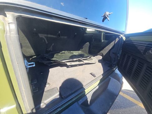 Used 2021 Jeep Wrangler Unlimited Sport image 18