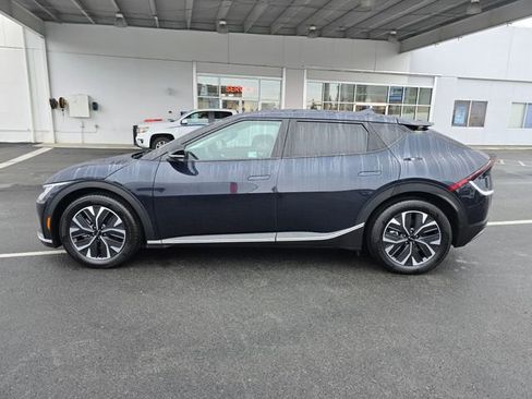 Certified 2024 Kia EV6 Light image 2