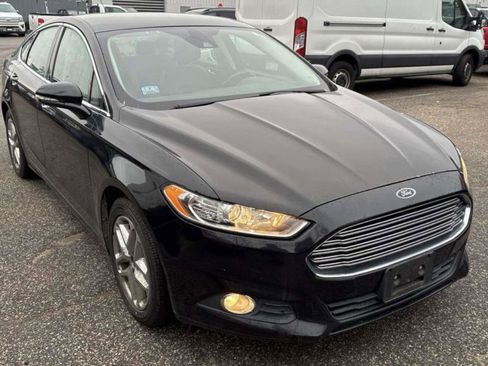 Used 2013 Ford Fusion SE image 1