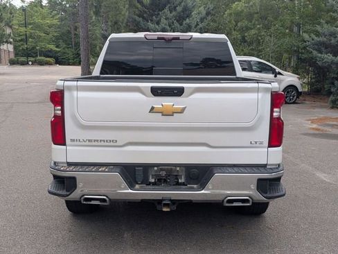 Used 2022 Chevrolet Silverado 1500 LTZ w/ LTZ Premium Package AWD/4WD image 4