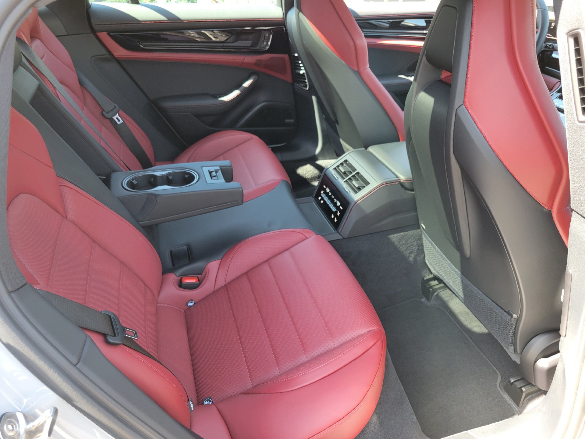 New 2026 Porsche Panamera 4 AWD/4WD image 29