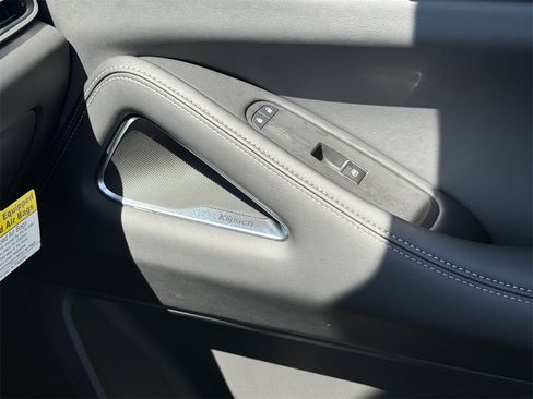 New 2026 INFINITI QX60 Luxe w/ Family Package image 28