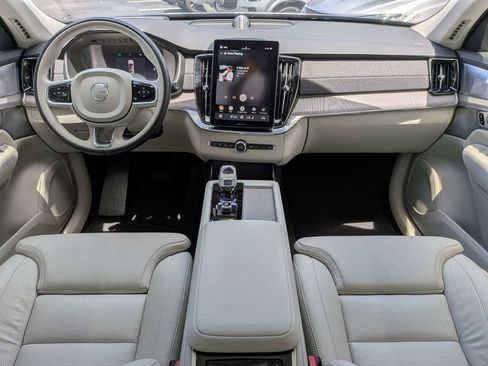 Certified 2025 Volvo XC90 B6 Ultra AWD/4WD image 22