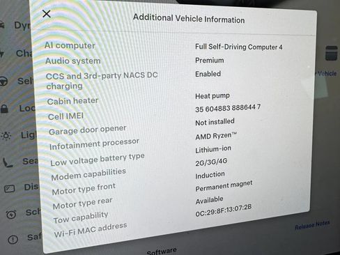 Used 2024 Tesla Model Y Performance AWD/4WD image 32