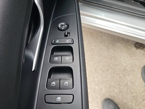 Certified 2023 Hyundai Elantra SEL FWD image 12