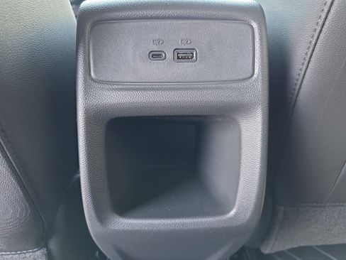 New 2026 Chevrolet Trax RS w/ Sunroof Package FWD image 33