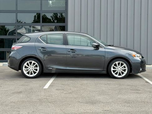 Used 2011 Lexus CT 200h Premium FWD image 4