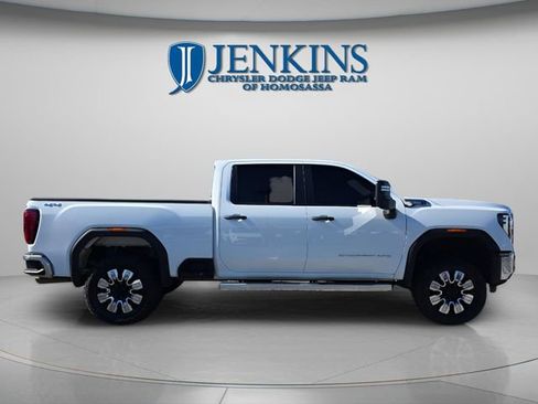 Used 2024 GMC Sierra 2500 Pro w/ 1SA Pro Safety Plus Package image 9