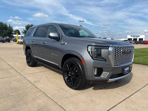 Used 2022 GMC Yukon Denali AWD/4WD image 3