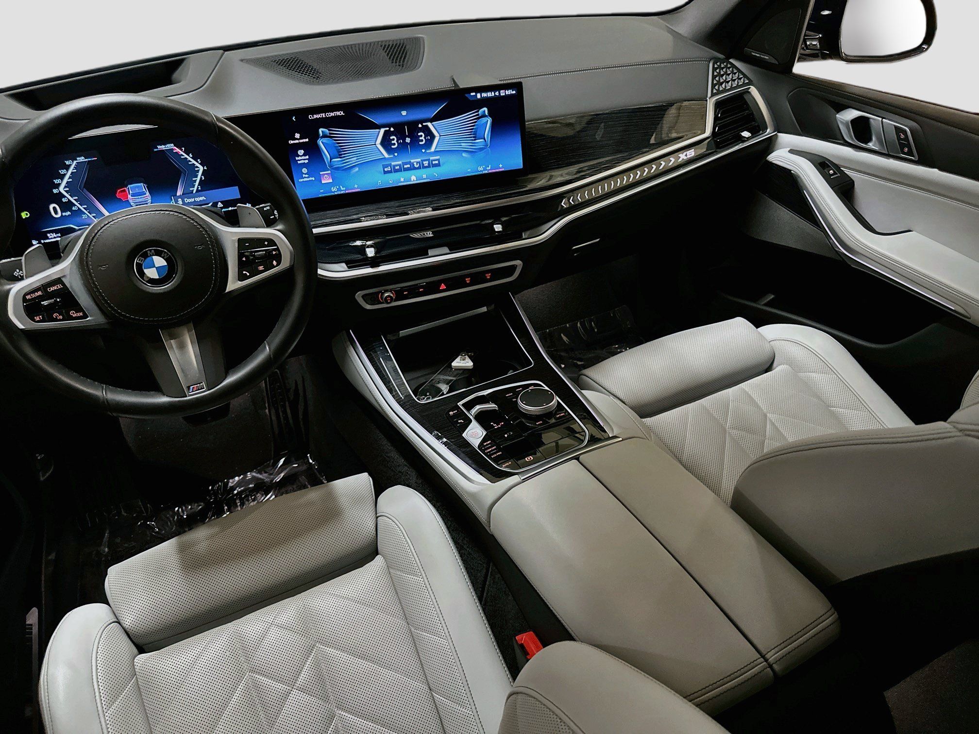 Certified 2025 BMW X5 sDrive40i w/ M Sport Package RWD image 25