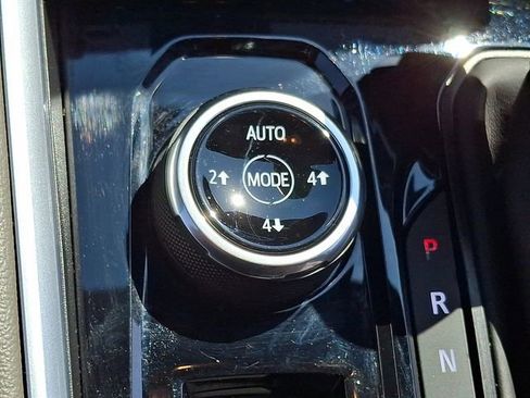 Certified 2025 Chevrolet Colorado ZR2 w/ Technology Package AWD/4WD image 25