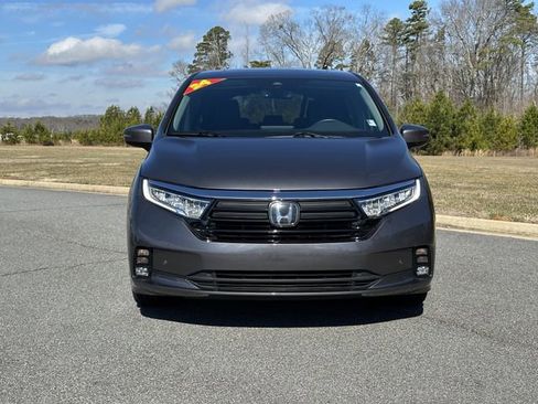 Used 2024 Honda Odyssey Elite image 2