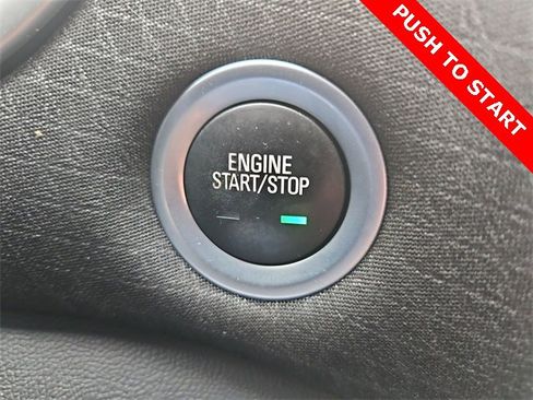 Used 2022 Chevrolet Malibu LT image 17