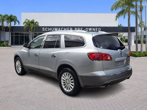 Used 2011 Buick Enclave CXL image 5