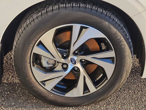 Certified 2025 Subaru Legacy Premium image 8