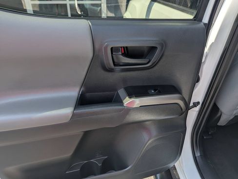 Used 2023 Toyota Tacoma SR5 RWD image 29