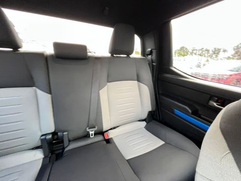 Used 2025 Toyota Tacoma TRD Off-Road image 35