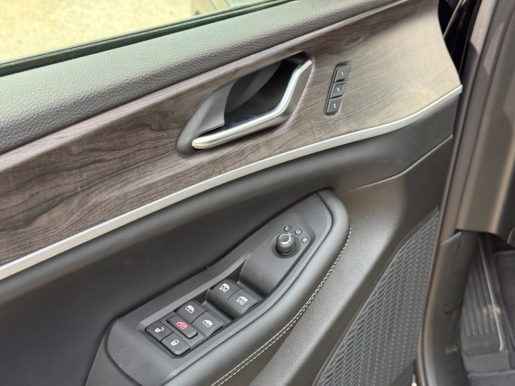 New 2027 Jeep Grand Cherokee Limited AWD/4WD image 10