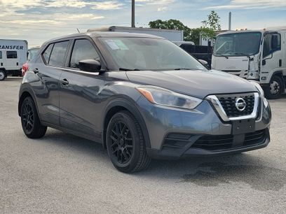 Used 2020 Nissan Kicks S