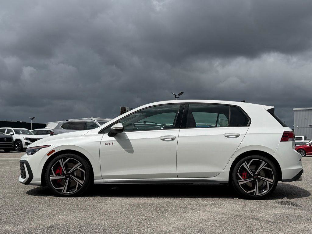 New 2026 Volkswagen GTI SE FWD image 6
