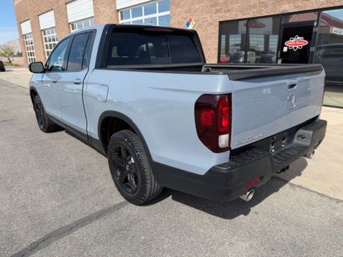 Used 2023 Honda Ridgeline Black Edition image 6